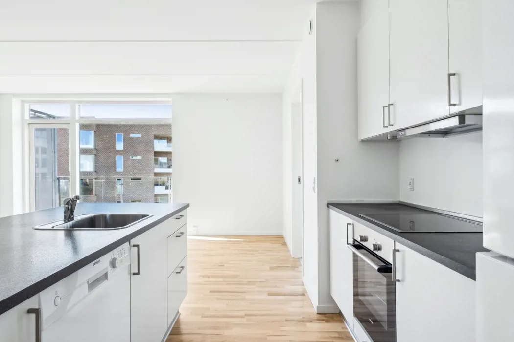 Lys 4-værelses lejlighed på Kalkskrænten 1