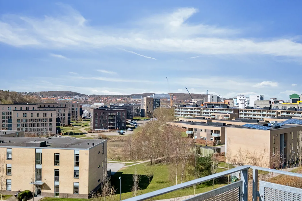 Lys 4-værelses lejlighed på Kalkskrænten 10