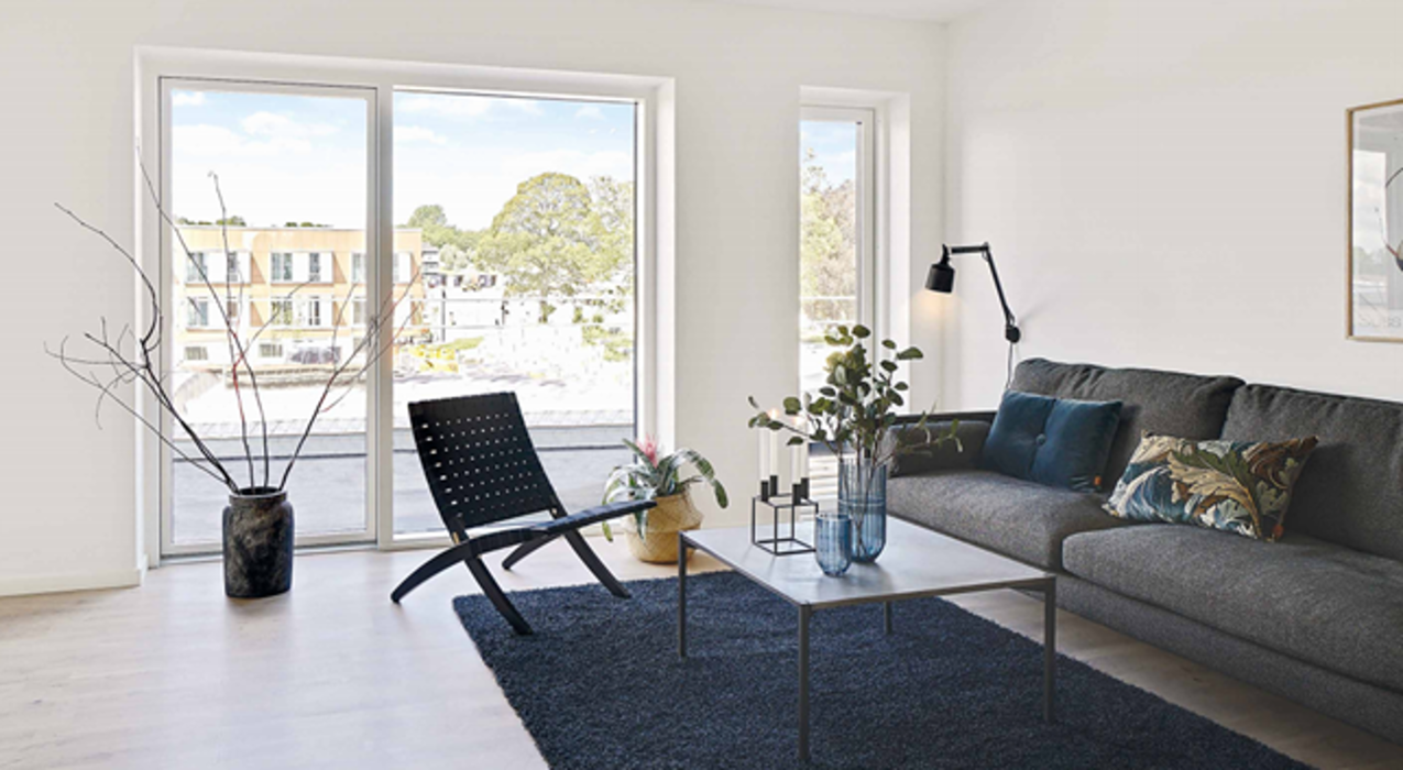 2-værelses lejlighed tæt på Universitetet med altan  1