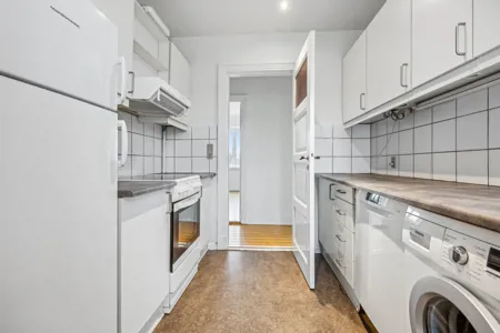 Stor 4-værelses lejlighed i Aalborg 1