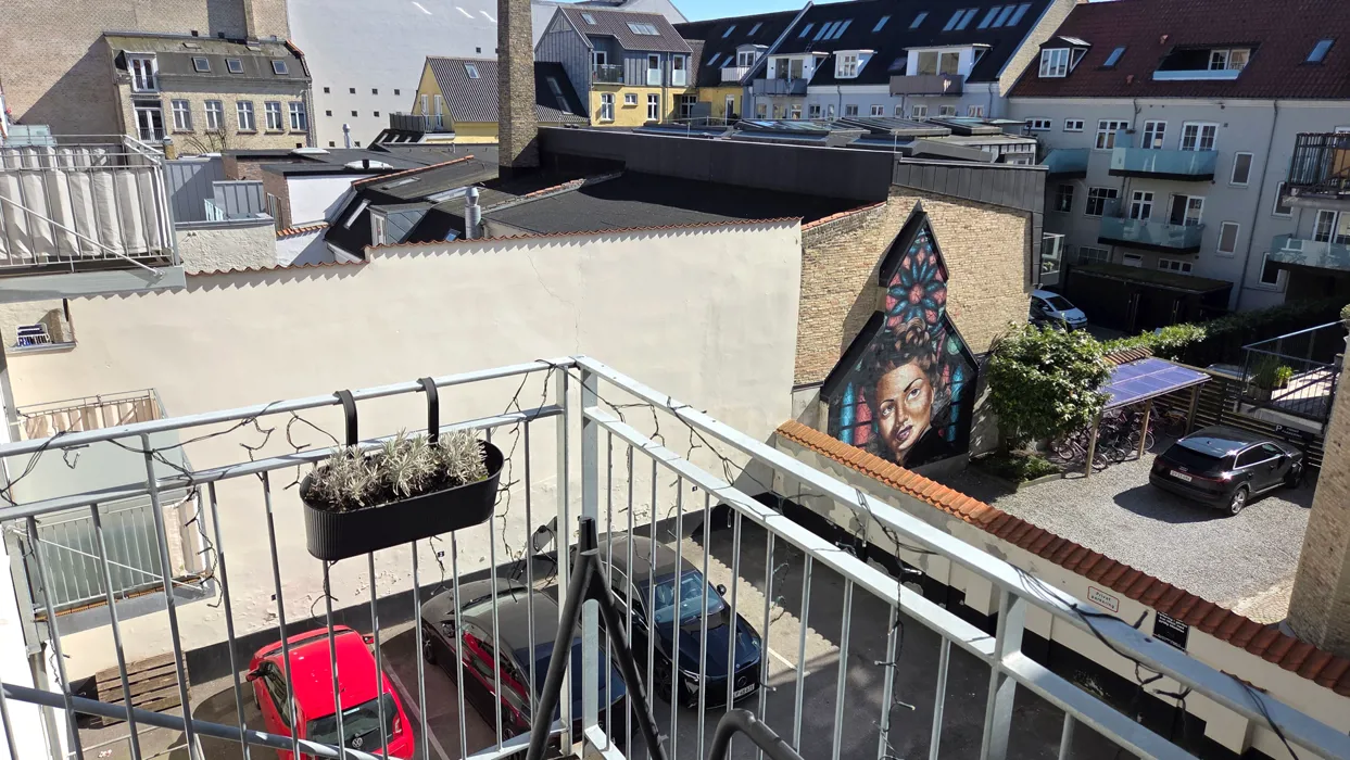Stor og indbydende lejlighed i Aalborg C med altan og gratis parkering 6