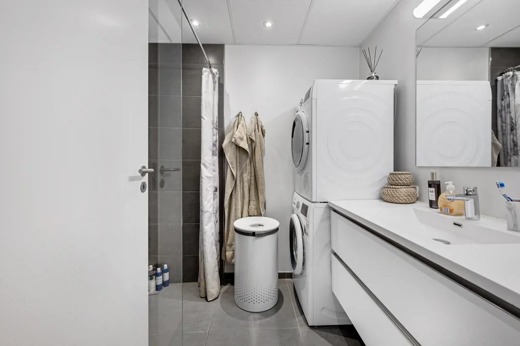 Dejlig 3-værelses lejlighed med walk in closet i Aalborg C 10
