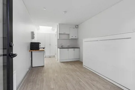 Lys og funktionel bolig på Kirkebjerg Allé 1