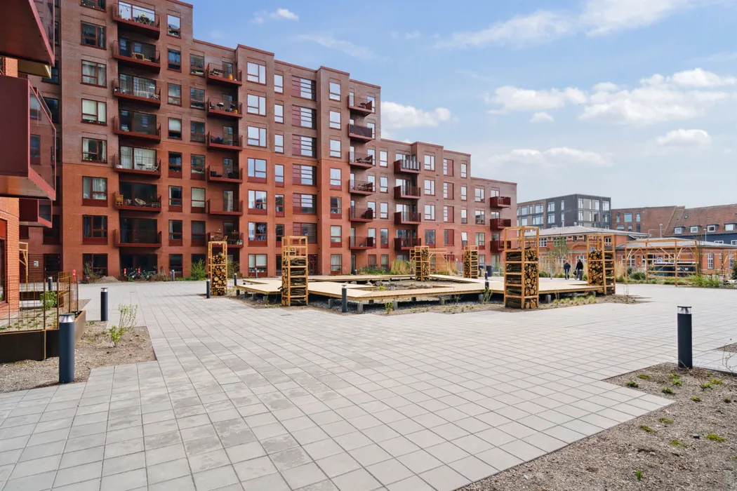 Flot og lys nyopført lejlighed med alt i hårde hvidevarer 15