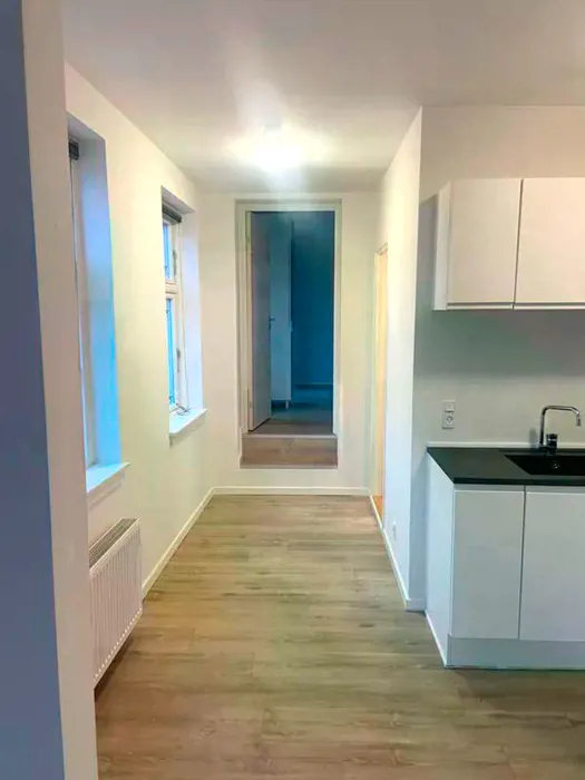 Lys og velindrettet lejlighed med moderne køkken centralt i Vejle 8