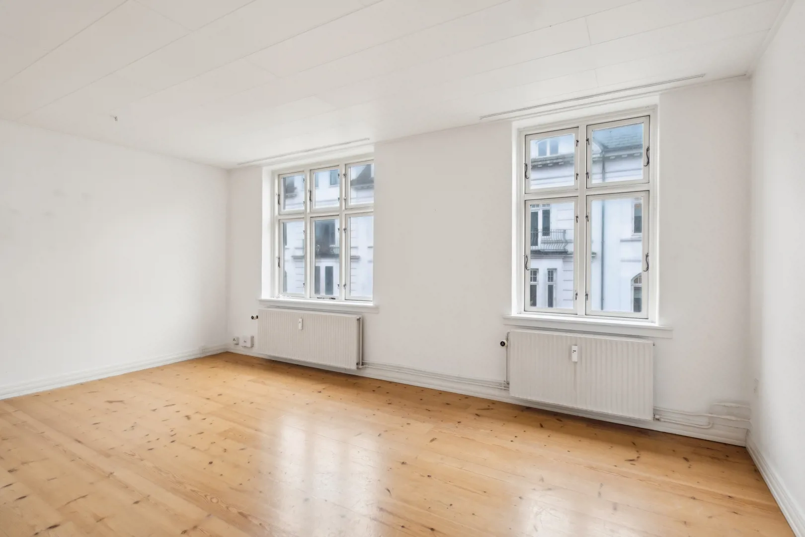 2-room apartment in Ålborg image 2
