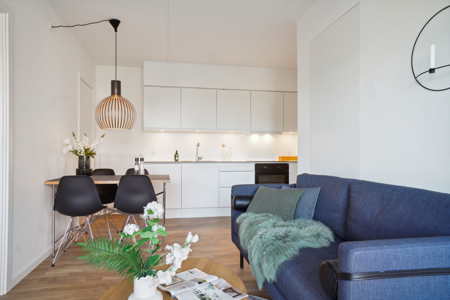 Moderne 3-værelses lejlighed med stilren indretning og optimal beliggenhed 1