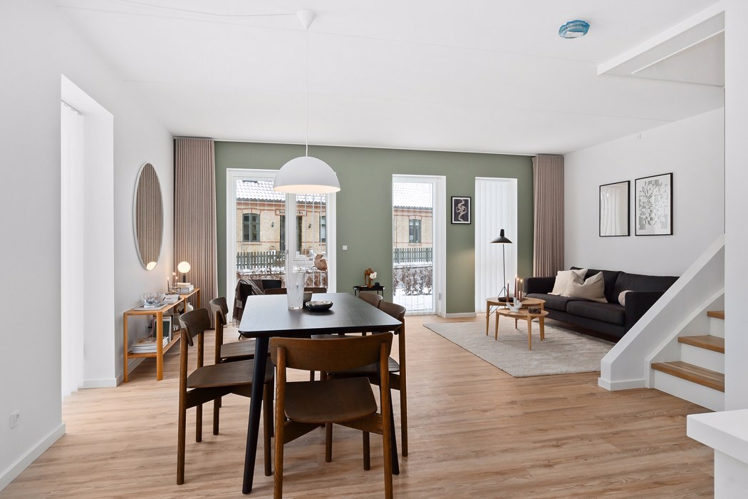 Kvalitetsrigt 4-værelses rækkehus i Jasminparken i hyggelige Sønder Tranders tæt på Gistrup 5